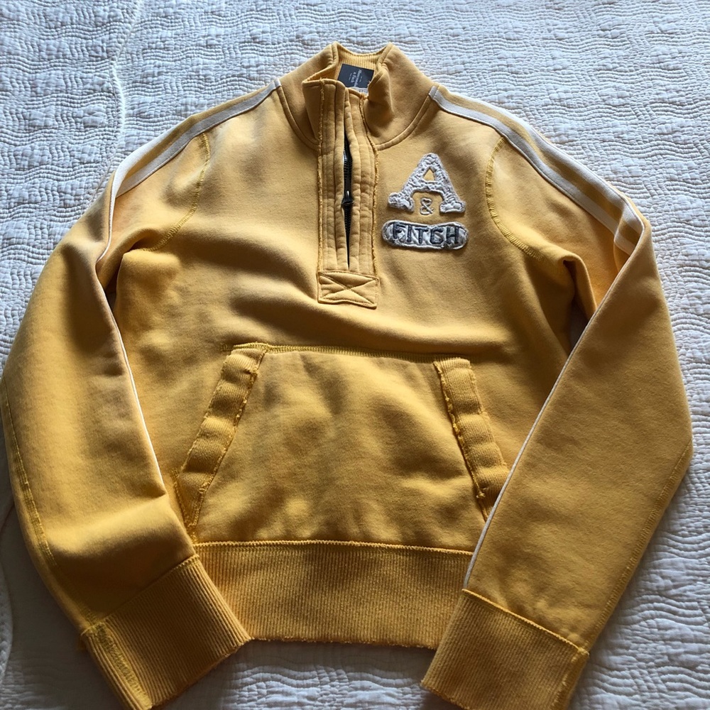 Abercrombie and Fitch Mens sweater